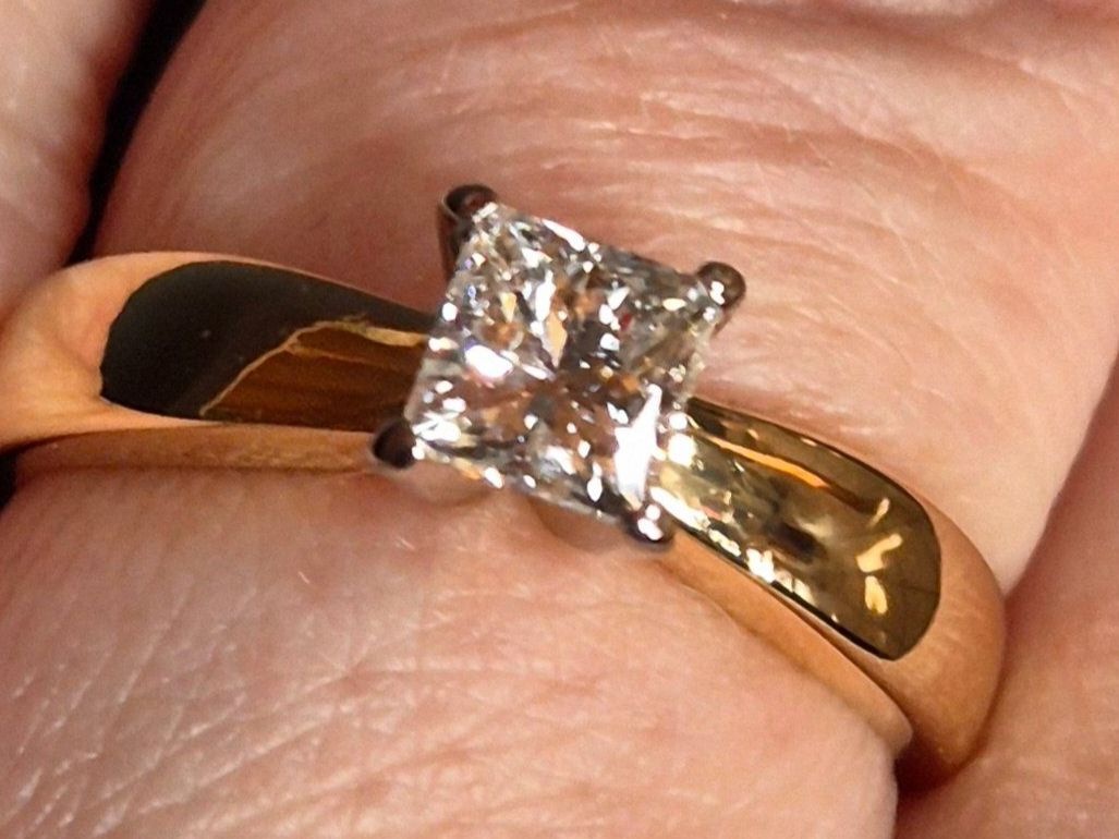 Anelli: Solitär-Verlobungsring mit Princess-Diamant – Usato da Erlach venduto da ha_si 4