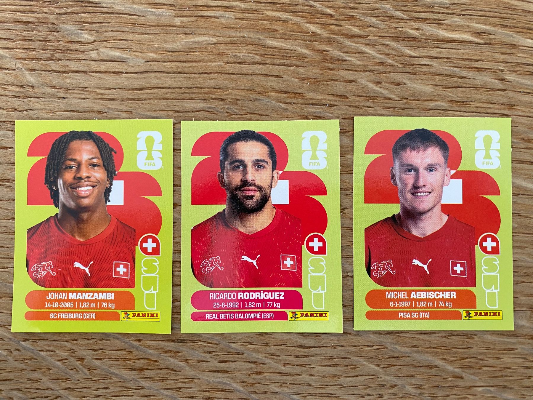 Panini Carte collezionabili: Panini WM 2026 3 Schweizer Spieler – Nuovo (secondo la descrizione) da Trüllikon venduto da immense