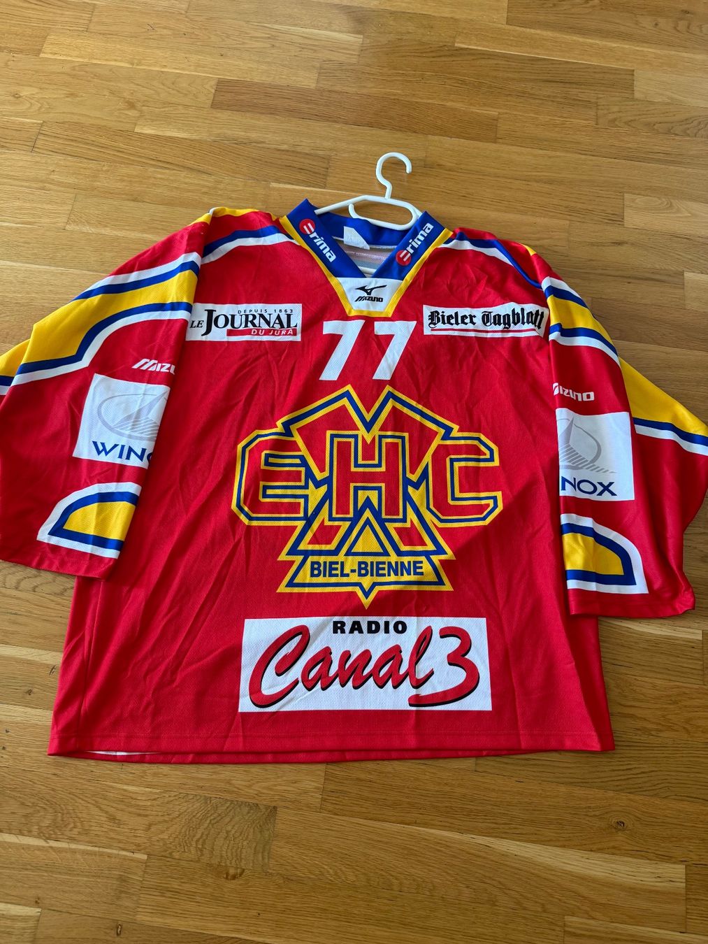 Leibchen & Hosen: EHC BIEL TRIKOTS – Gebraucht aus Biel/Bienne von asma03 2