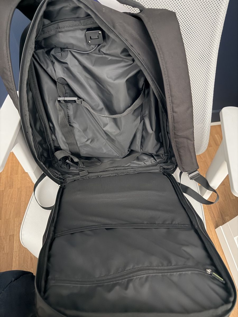 Samsonite Sacs à dos: Samsonite Securipack Backpack 17.3” Black – D'occasion à Thun par dar_fz6y 4