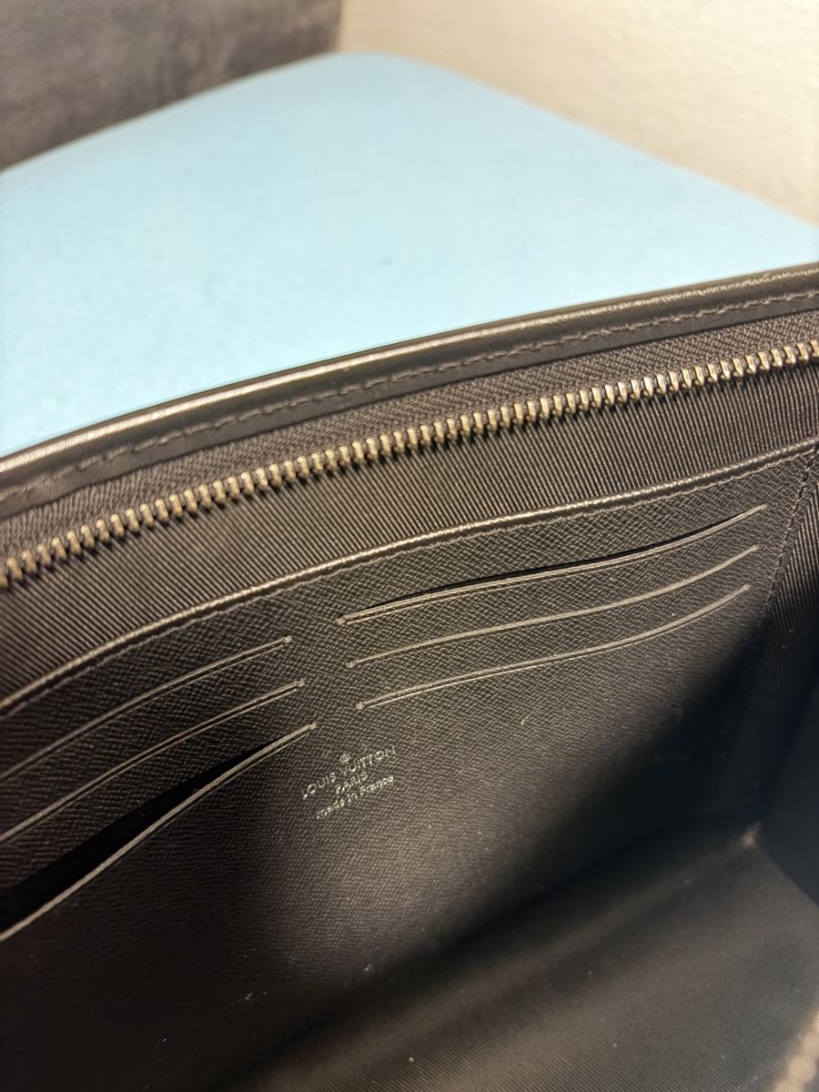 Louis Vuitton Custodie per cosmetici: Louis Vuitton Pochette Voyage MM – Nuovo (secondo la descrizione) da Baar venduto da pet_rw7w 3