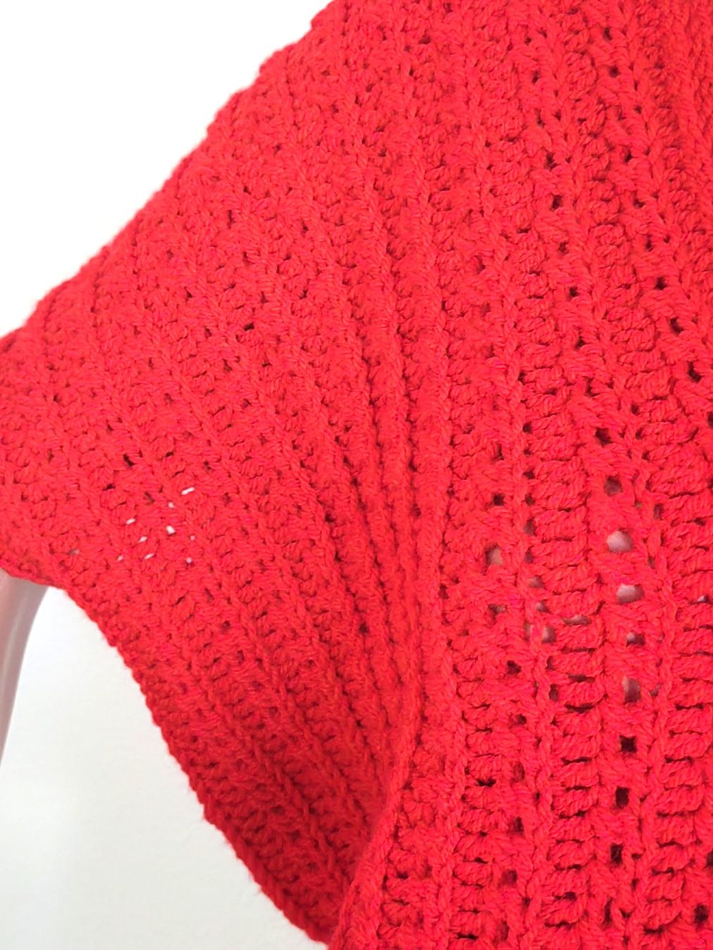 Top: Selbst gehäkelter Sommertop Farbe Rot – Nuovo (secondo la descrizione) da Basel venduto da Omi60 2