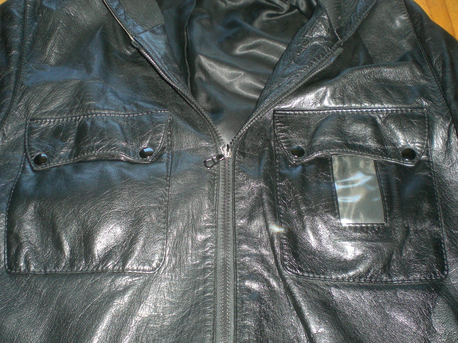 Uniformes: Alte Uniform Lederjacke – Défectueux à Grellingen par Neuron67 4