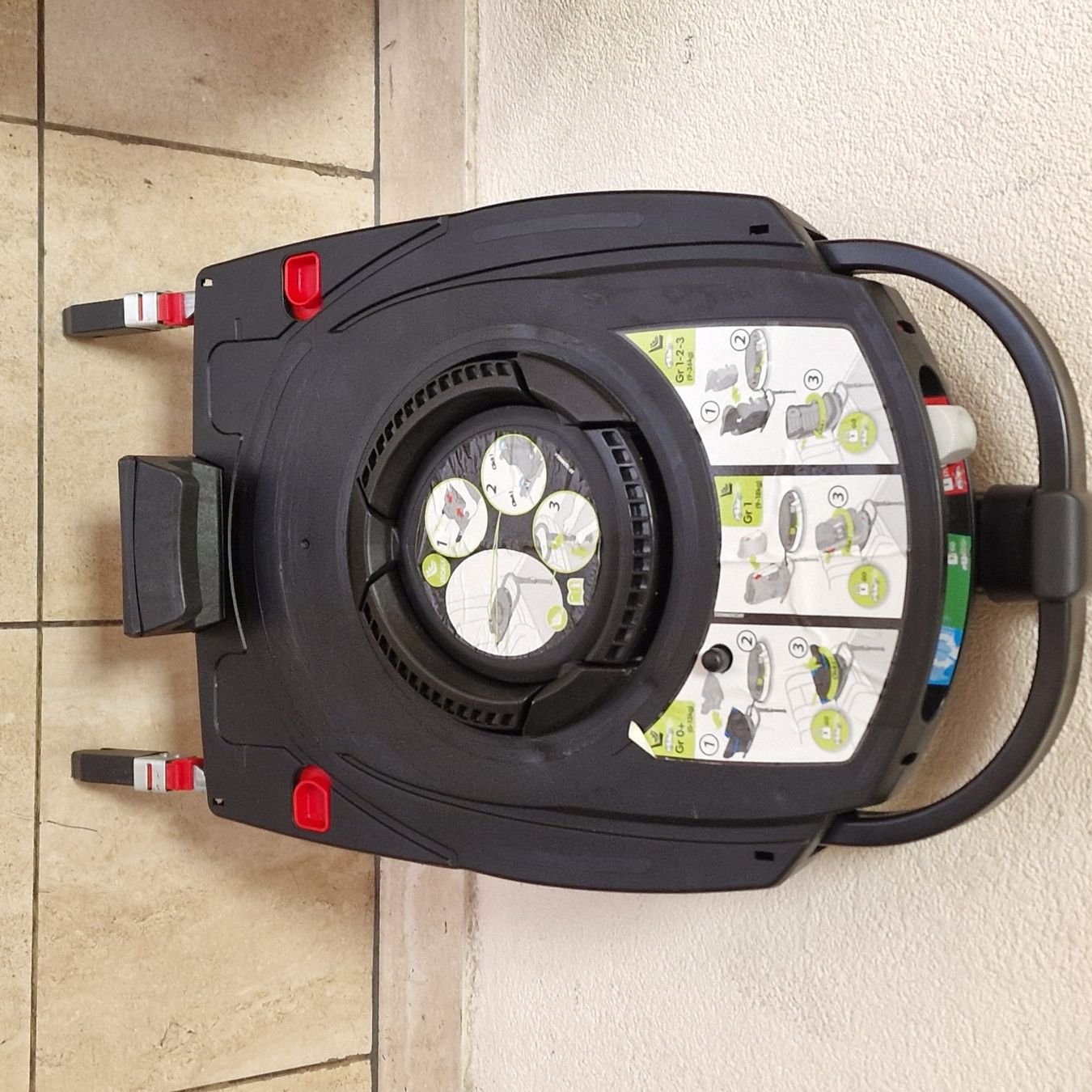 Seggiolini per auto: Siège auto bébé – Usato da Genève venduto da mar_rw9d 1