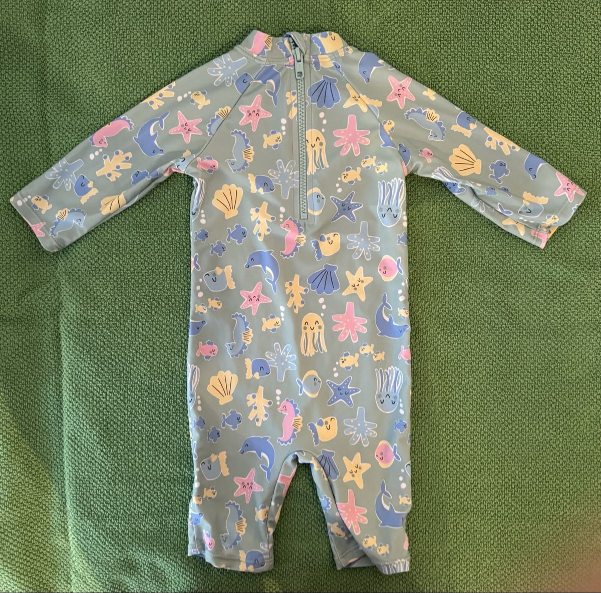 Costumi da bagno & Bikini: Badekleider Set Grösse 80 mit Hut – Usato da Horgen venduto da ButterflyH0102 2