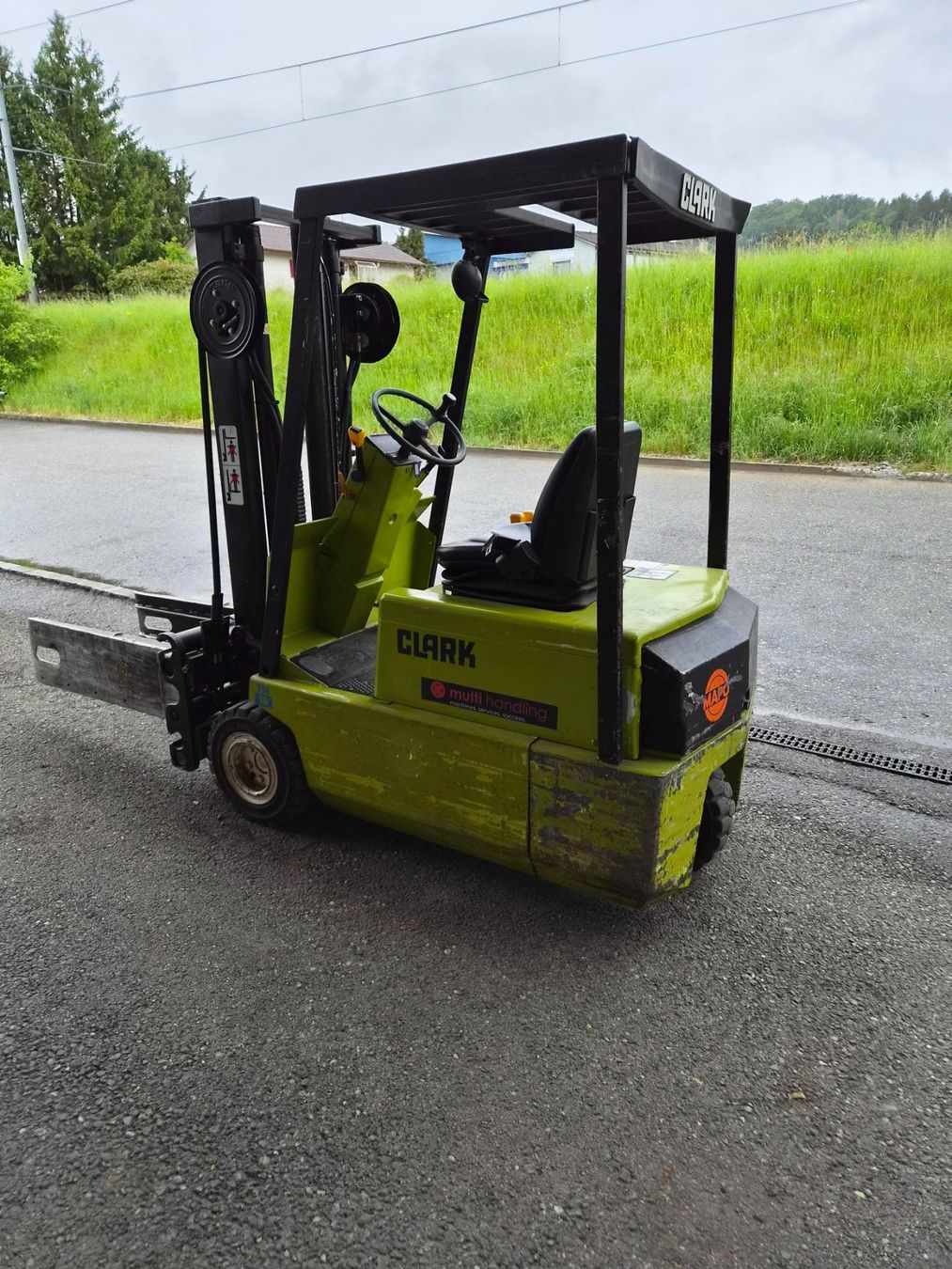 Clark Gabelstapler & Hubwagen: Clark Gabelstapler Elektro – Gebraucht aus Roggwil BE von MH2020 1