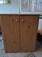 Holzschrank 