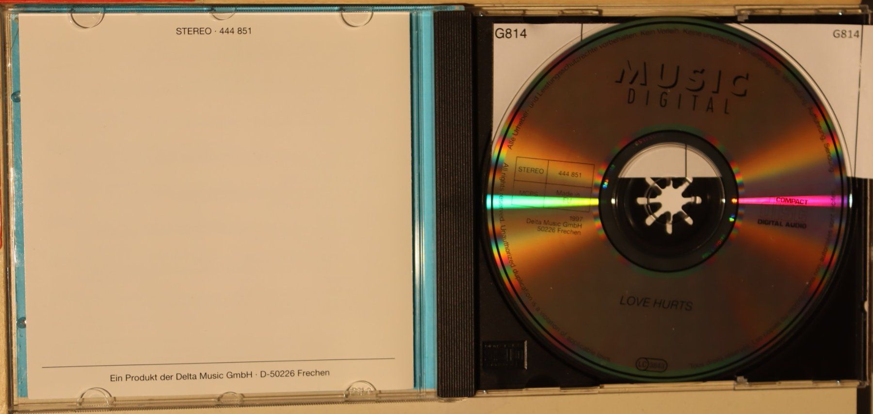 CDs: Love Hurts – D'occasion à Luzern par CONTENTI 1