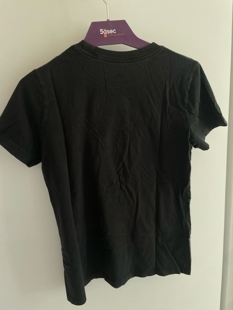 Nike T-shirt: T-shirt Nike noir  – Usato da Plan-les-Ouates venduto da lib_vw7b 1