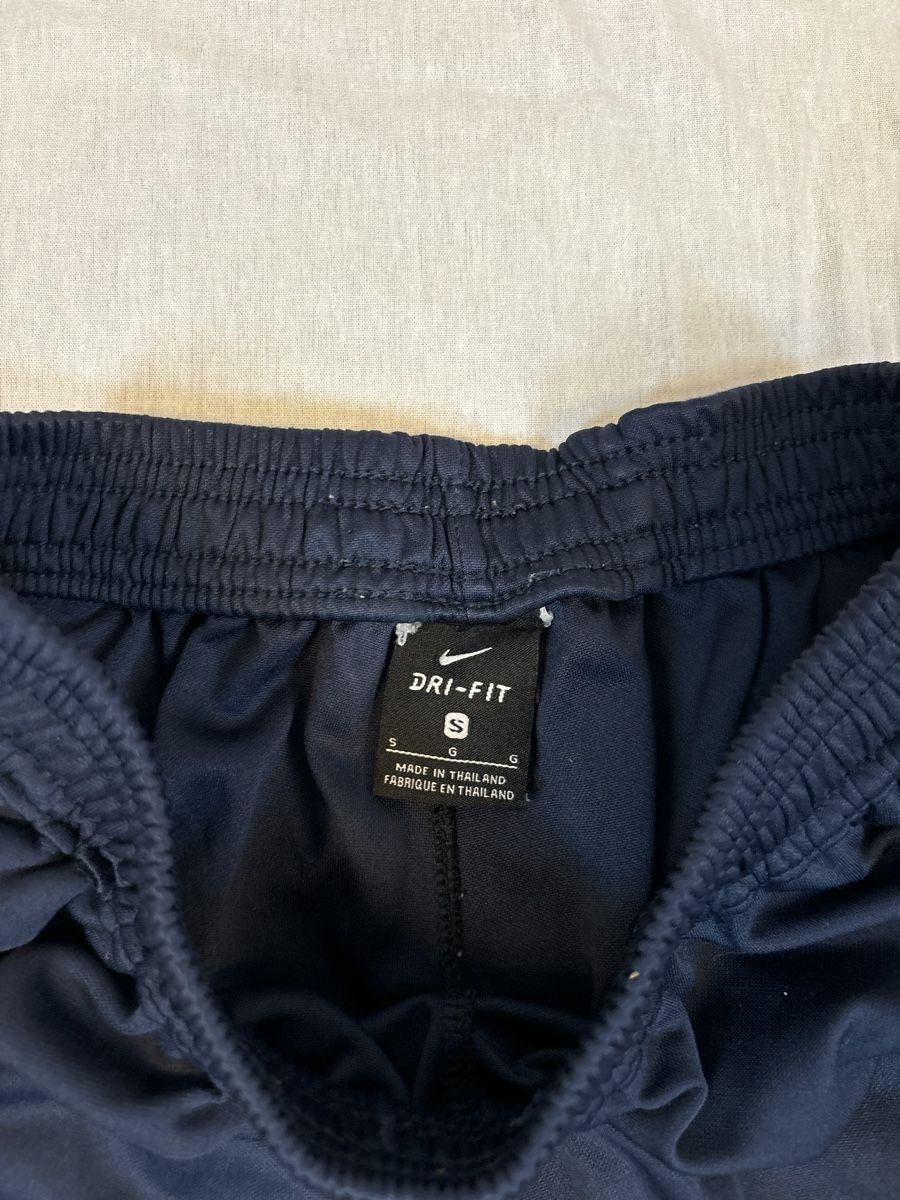 Nike Pantaloni: Nike Sporthose Chelsea – Nuovo (secondo la descrizione) da Lindau venduto da KT_Vintage 7