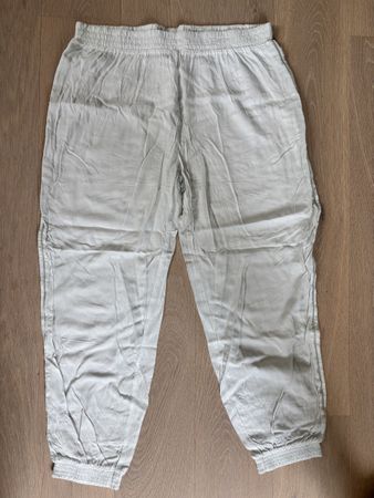 Hosen Damen Leicht Grösse M guter Zustand