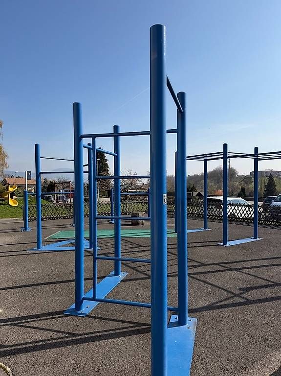 Pareti & prese d'arrampicata: Parc complet de Street Workout (5 modules) – Usato da Boudry venduto da mnonorgue 2