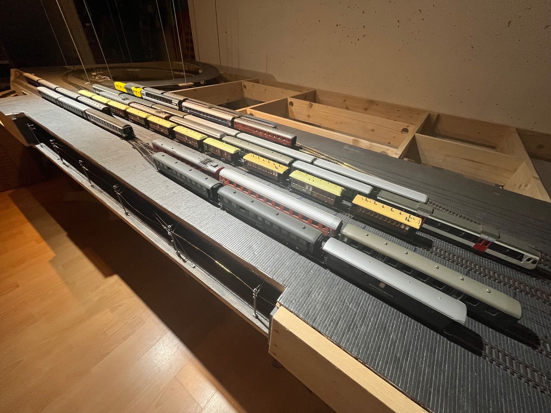 Modellini di ferrovie: Modelleisenbahn H0 Sammlung – Usato da Eschenbach SG venduto da wangen01 5