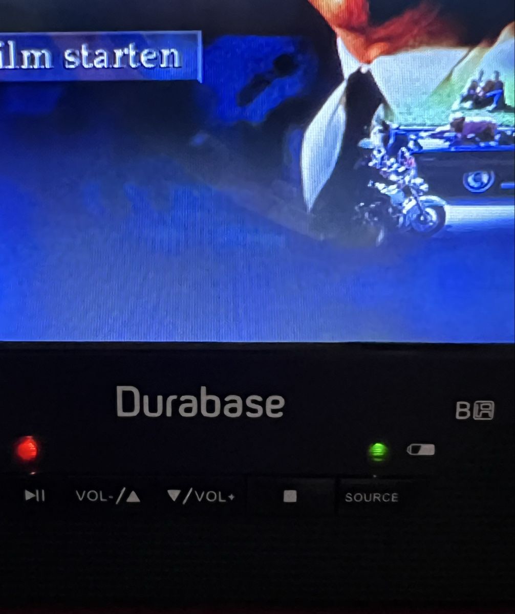 Durabase Lettore multimediale & Streamer: Durabase Twin 2. Portable DVD Player 2 Monitore Auto Camping – Nuovo (secondo la descrizione) da Oberhofen Thun'see venduto da SwissTreasure 6