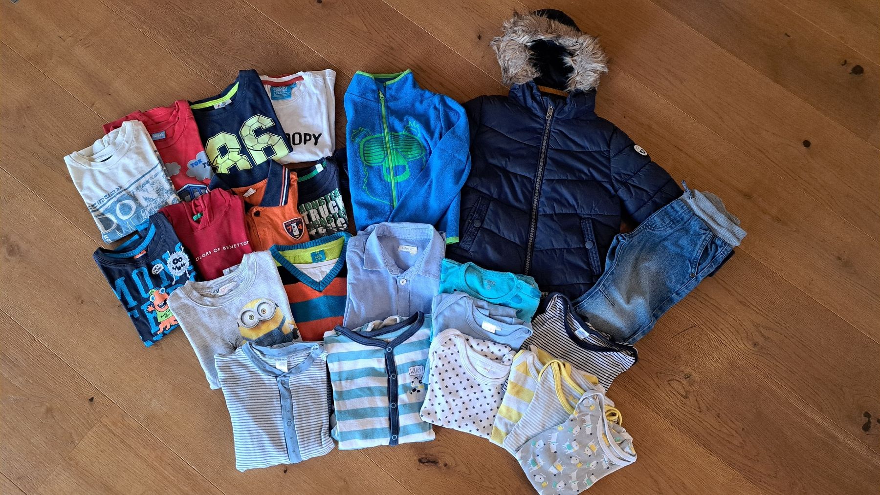 Ensembles coordonnés: Kleiderpaket Junge Gr.86 – D'occasion à Mauren par juma0001