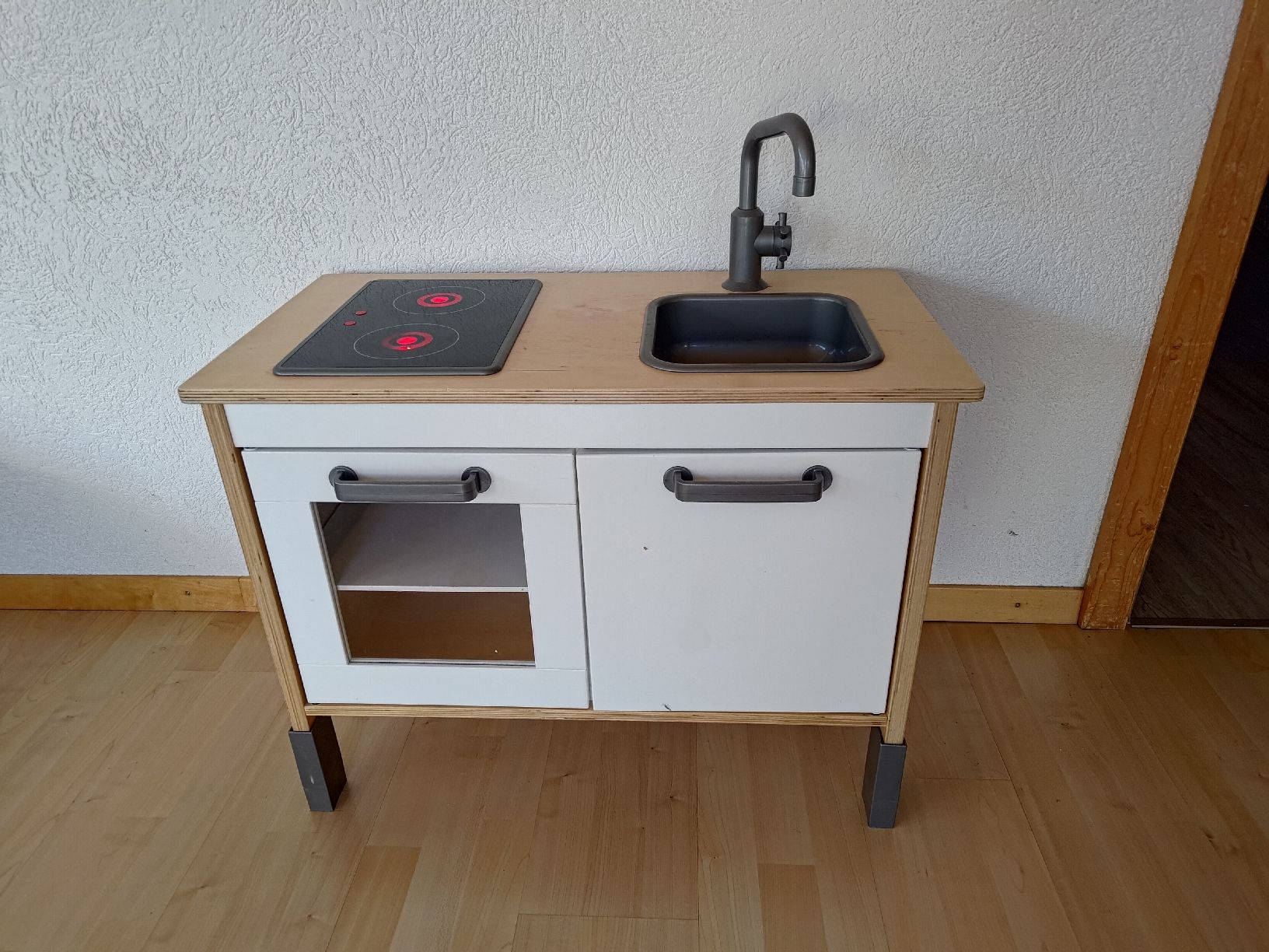 Ikea Giocattoli: Spielküche Ikea – Usato da Frutigen venduto da mio11