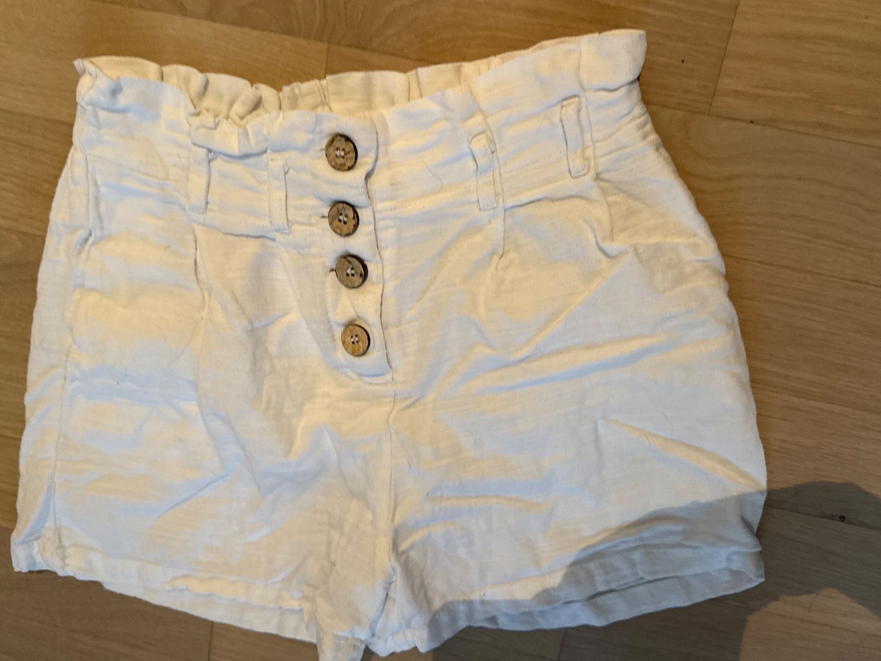 Pantaloni: Damen Shorts Baumwolle 32 – Usato da Amriswil venduto da used2use 1