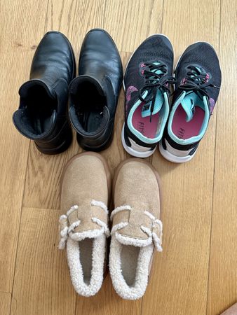 Ecco Black Leather Ankle Boots and other shoes