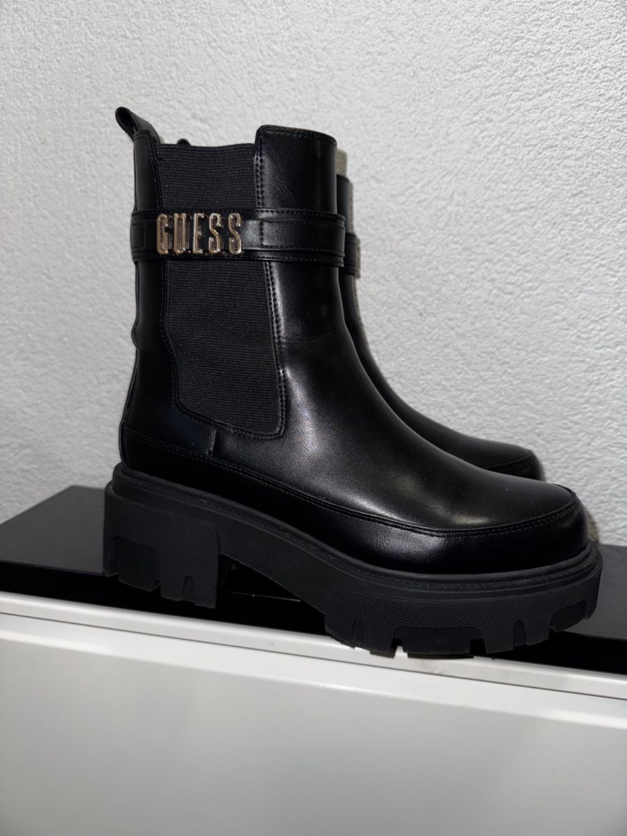 Guess Damenschuhe: Guess Schuhe gr39 – Neu (gemäss Beschreibung) aus Weite von Quarantino