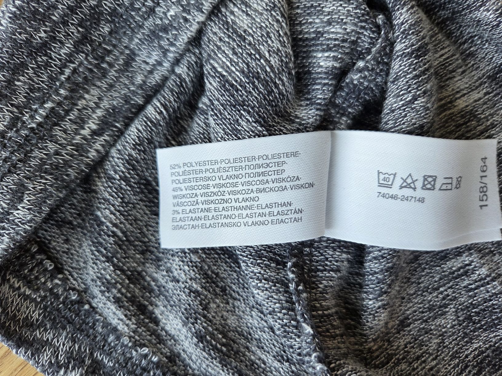 C&A Pullover & Sweatshirts: Kapuzenpullover Gr. 158/164, Top Zustand! – Gebraucht aus Villars-sur-Glâne von richardette 4
