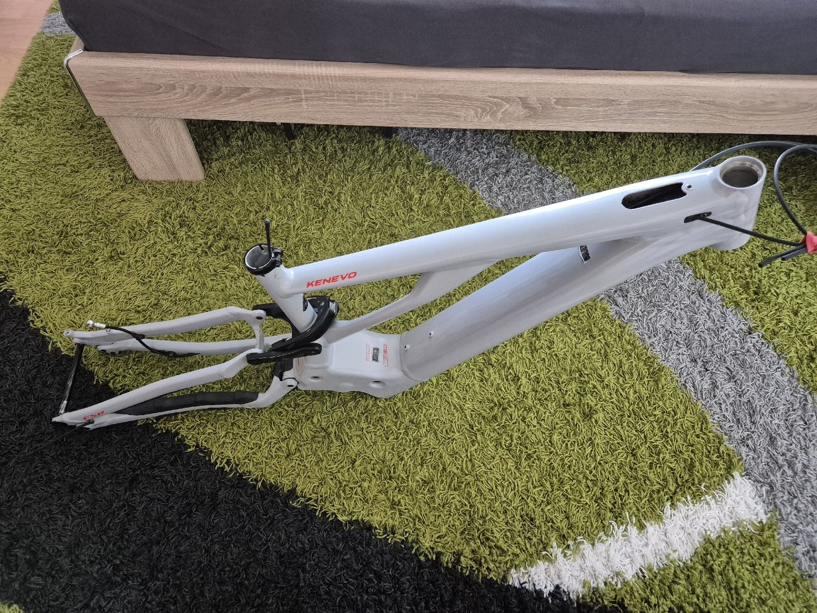 Specialized Ersatzteile: Velo Rahmen von Specialized – Gebraucht aus Wittenbach von tsc_5tyv 2