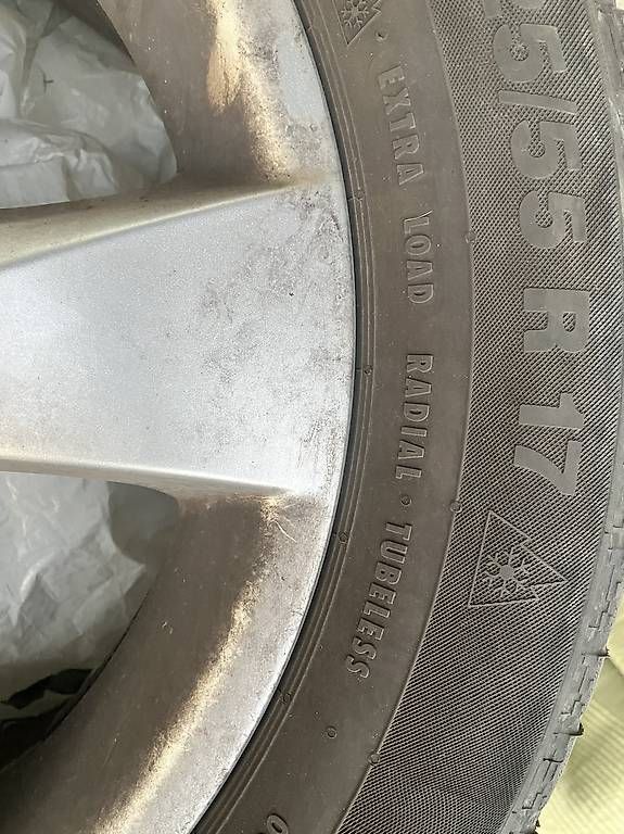Continental Pneumatici & Ruote complete: Winterräder komplett 225 / 55 R17 – Usato da Kreuzlingen venduto da aquarius25 3