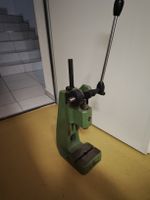 SCHMIDT Kniehebel Presse