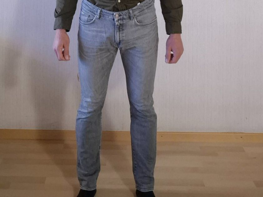 Jeans: Hugo Boss Hose hell grau grösse 36/34 – Usato da Wolhusen venduto da ste_b79v 9