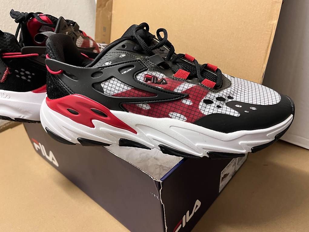 Scarpe da donna: Fila Ray Tracer EVO - NEU – Usato da Basel venduto da mar_w7l9 3