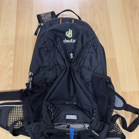 Deuter Rucksack RX 10 schwarz guter Zustand