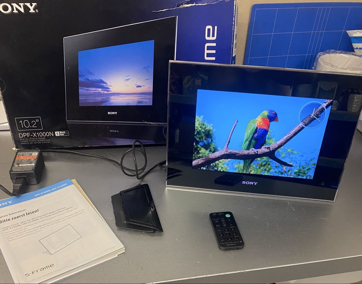Bilderrahmen: Sony S-Frame DPF - X1000N – Gebraucht aus Volketswil von 9394 7