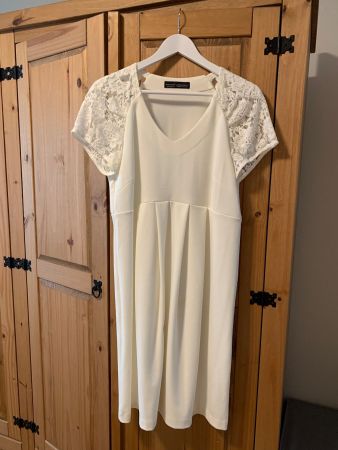 Hochzeitskleid Schwangerschaft ( Pietro Brunelli) Gr: M