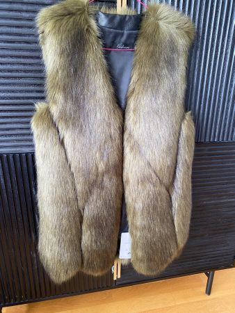 Vest New size S