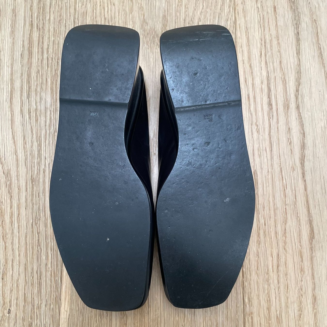 Prada Scarpe da uomo: Prada Plateau Schuhe neuwertig – Nuovo (secondo la descrizione) da Aarburg venduto da Qin3ze 3