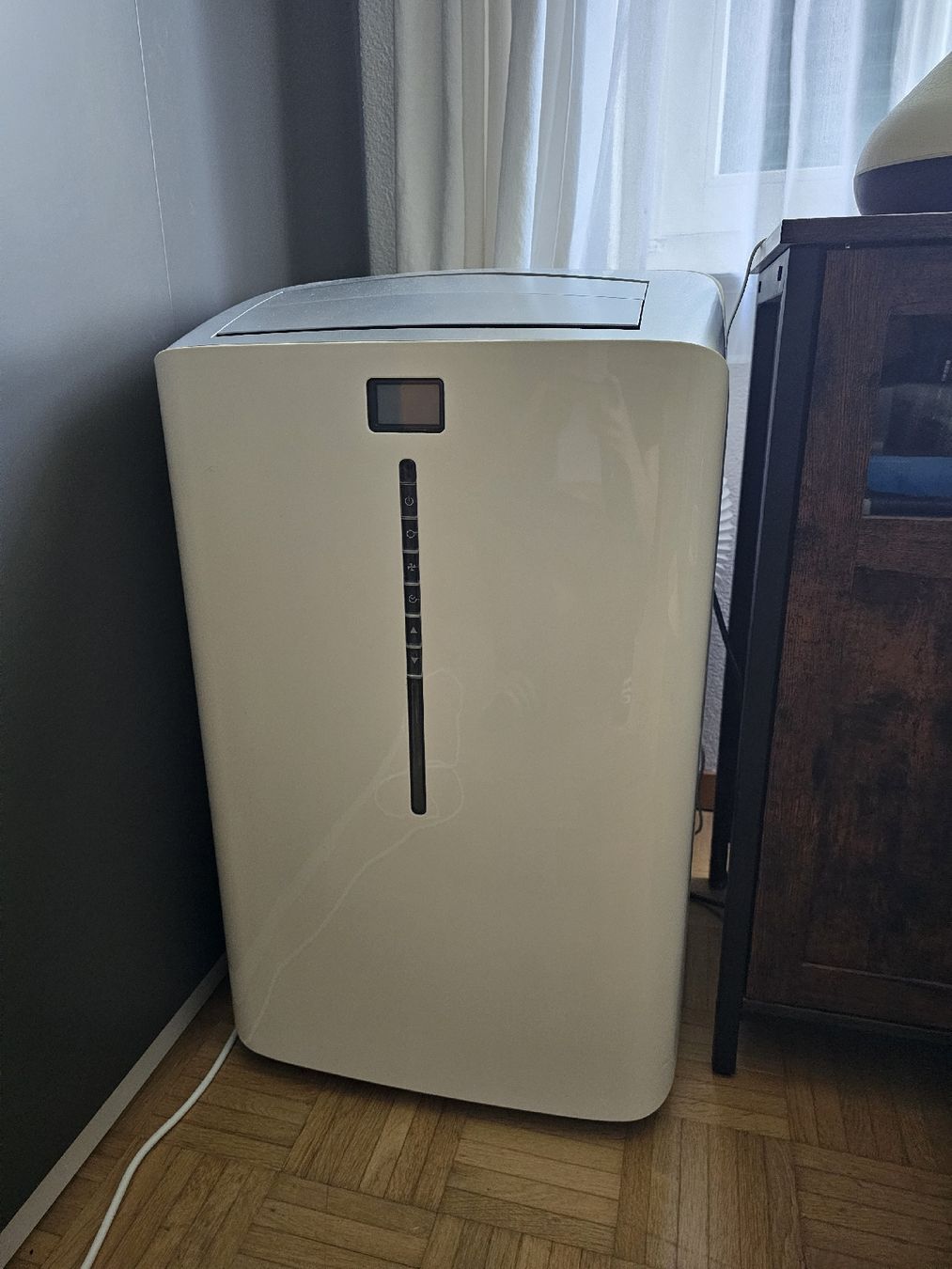 Kibernetik Condizionatori: Mobile Klimaanlage Coldtec MK12000 – Usato da Rubigen venduto da Dosii