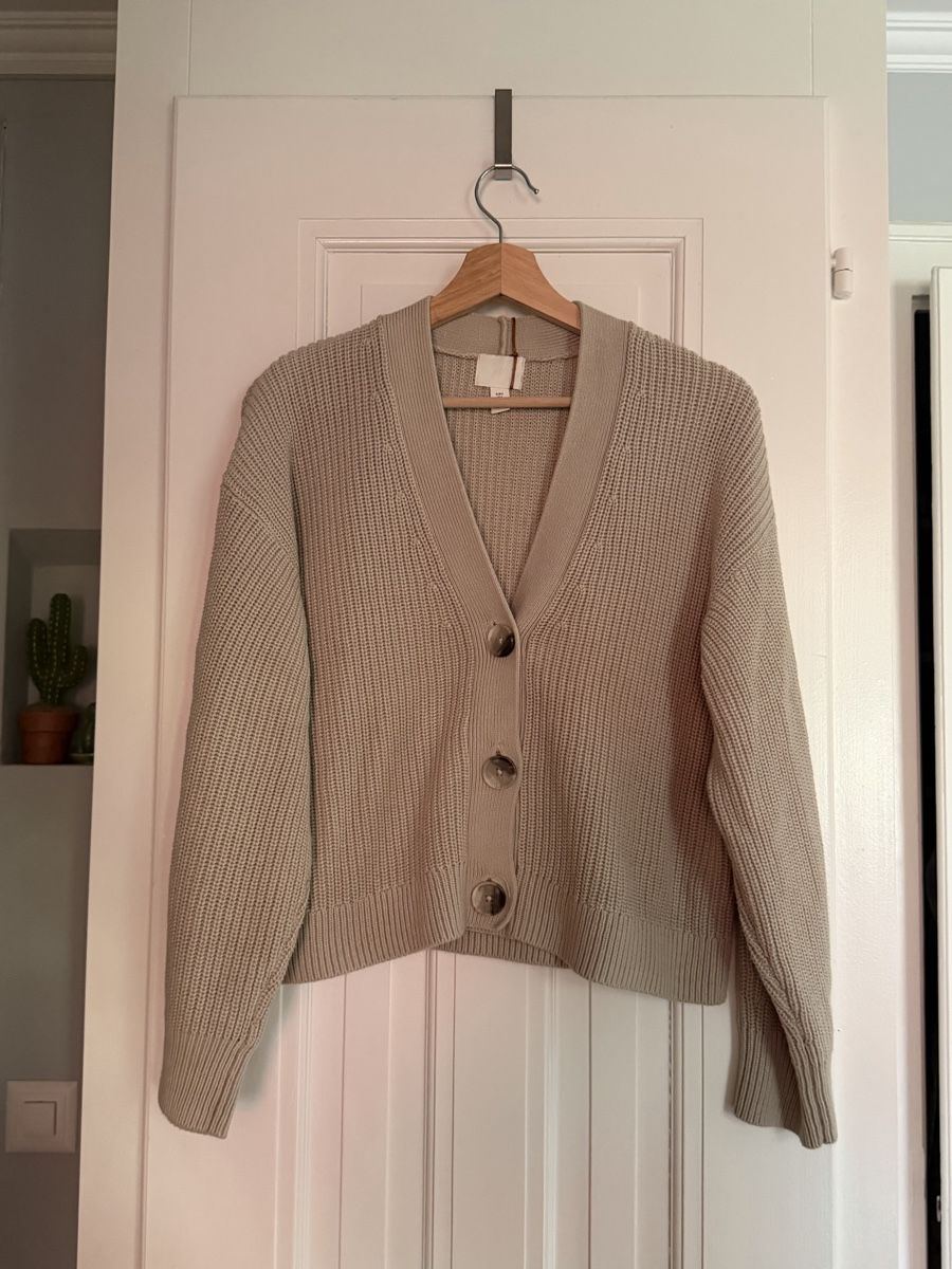 H&M Maglioni & Felpe: H&M Knit Cardigan, Size Small, beige – Usato da Genève venduto da jud_xrl8