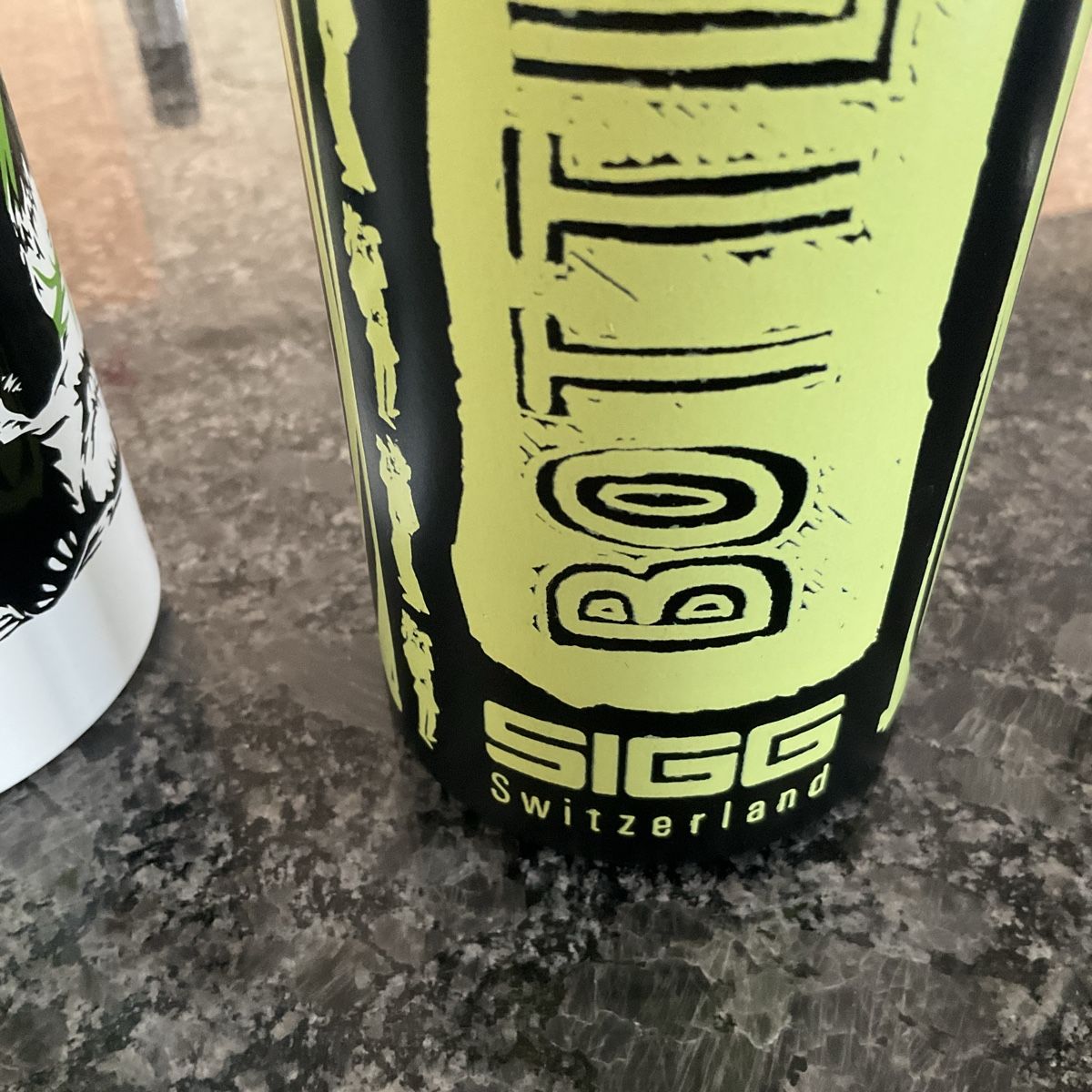 Sigg Borracce & Thermos: Bouteille SIGG isotherme – Usato da Murten venduto da Louis1954 3