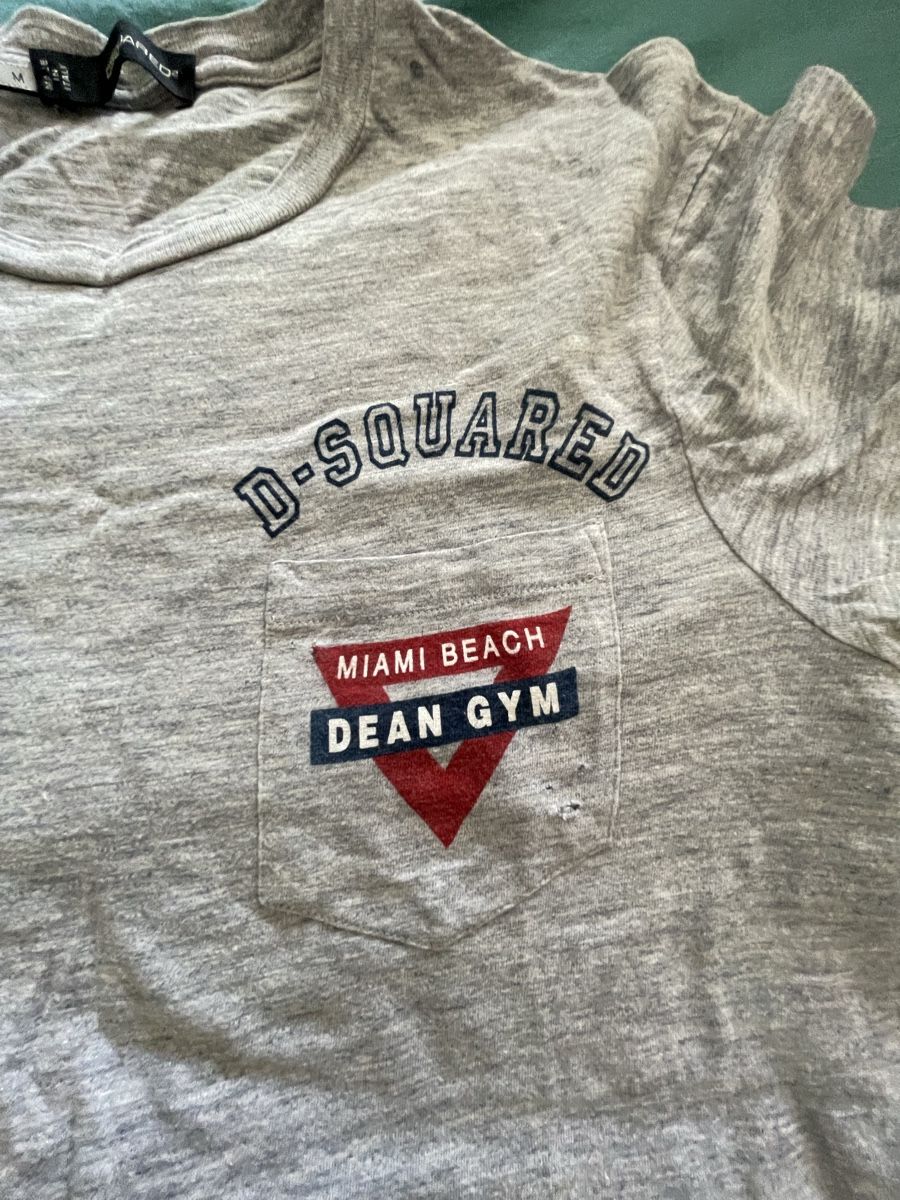 Dsquared2 T-Shirts: Dsquared original – Gebraucht aus Monthey von lacoste1976 1