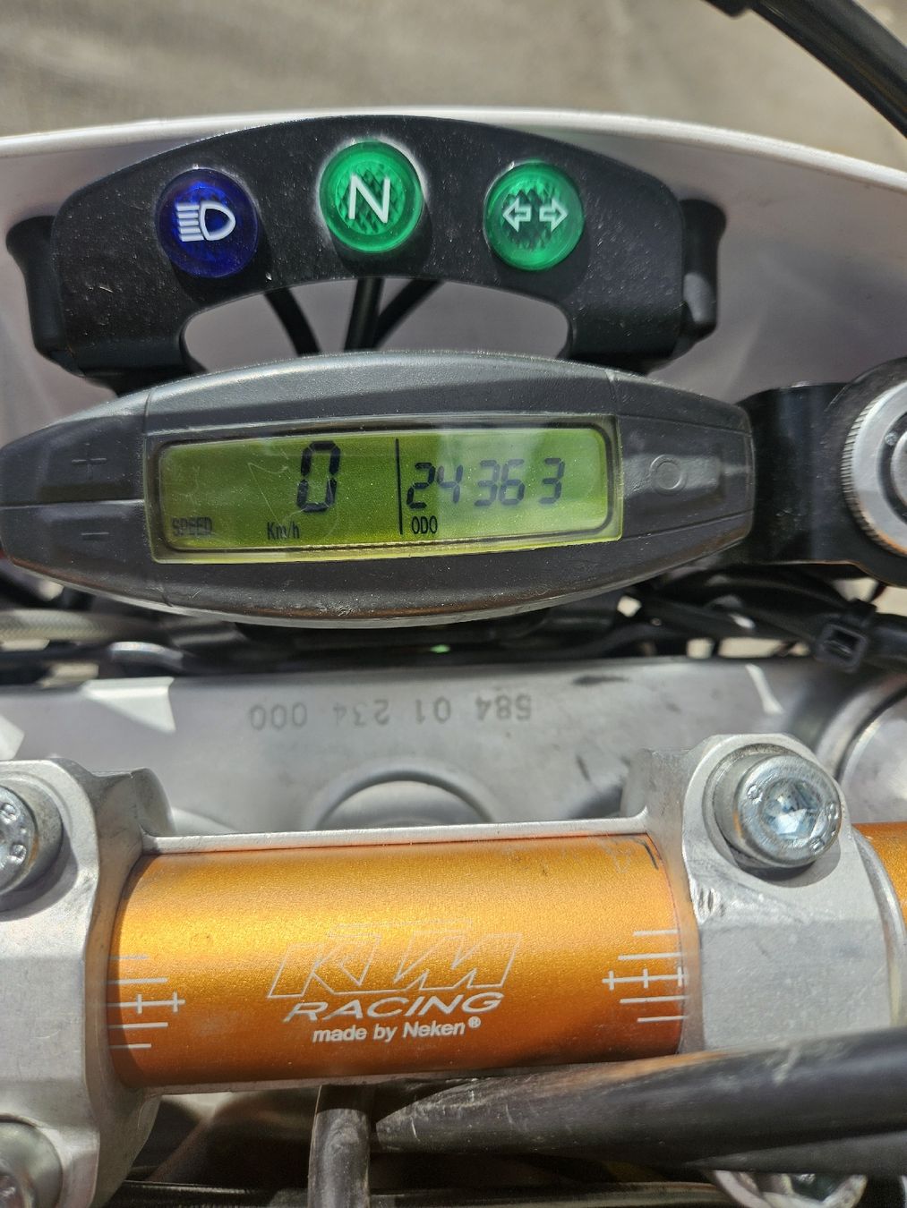 KTM Strada: KTM 625 SMC LC4 – Usato da Münchenbuchsee venduto da Snowrieder 3