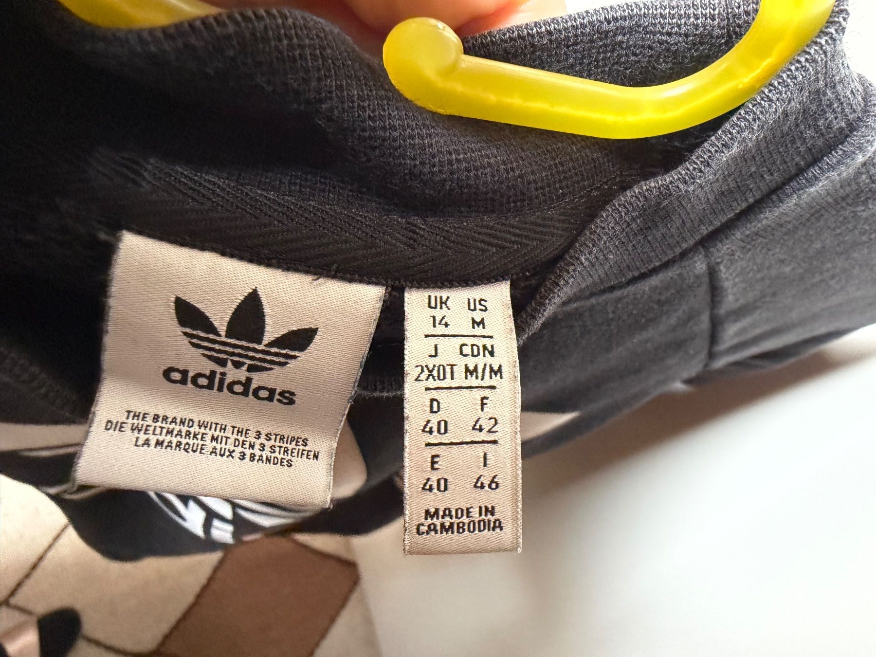 Adidas Maglioni & Felpe: Adidas Pullover (Grösse M) – Usato da Poschiavo venduto da Maria1878 2
