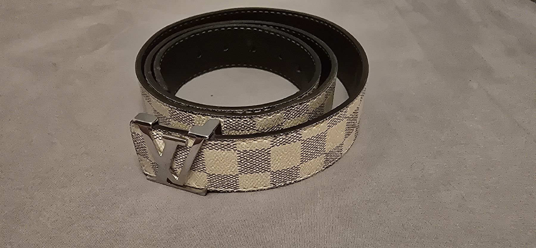Louis Vuitton Ceintures: ceinture louis vuitton – D'occasion à Lausanne par Ari-92