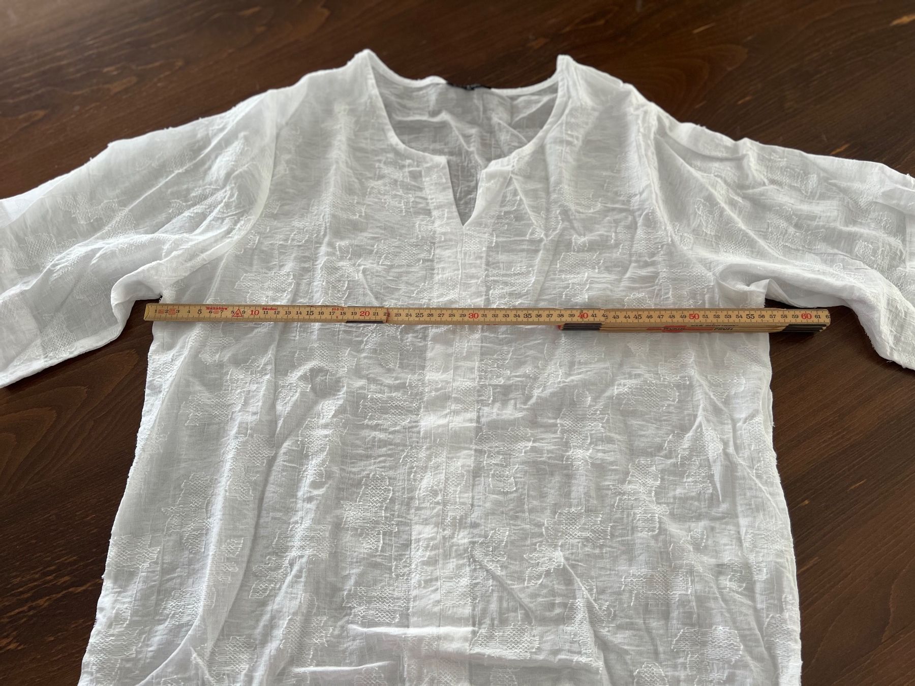 Blusen: Damen Bluse Weiss Gr. 42 Top Zustand – Gebraucht aus Ebmatingen von Mistelu 3