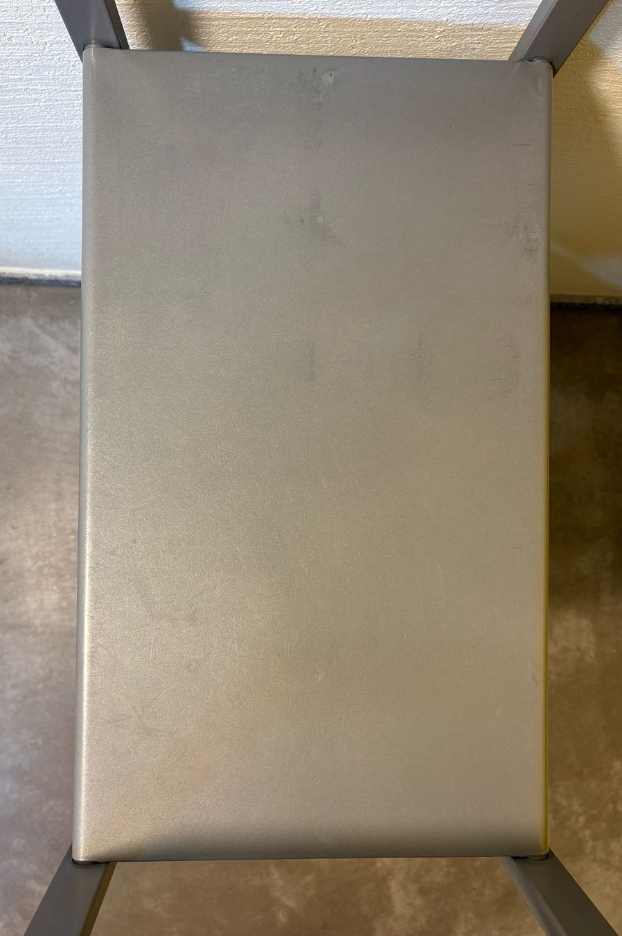 Regale: Gestell aus Metall – Gebraucht aus Neuenkirch von Gluecks.Kauf 2