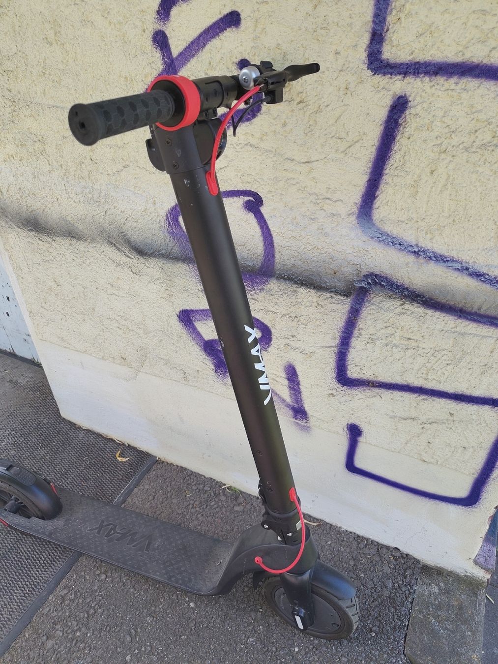 VMAX Kickboard: E-Scooter Vmax – Gebraucht aus Bern von shana.h 1