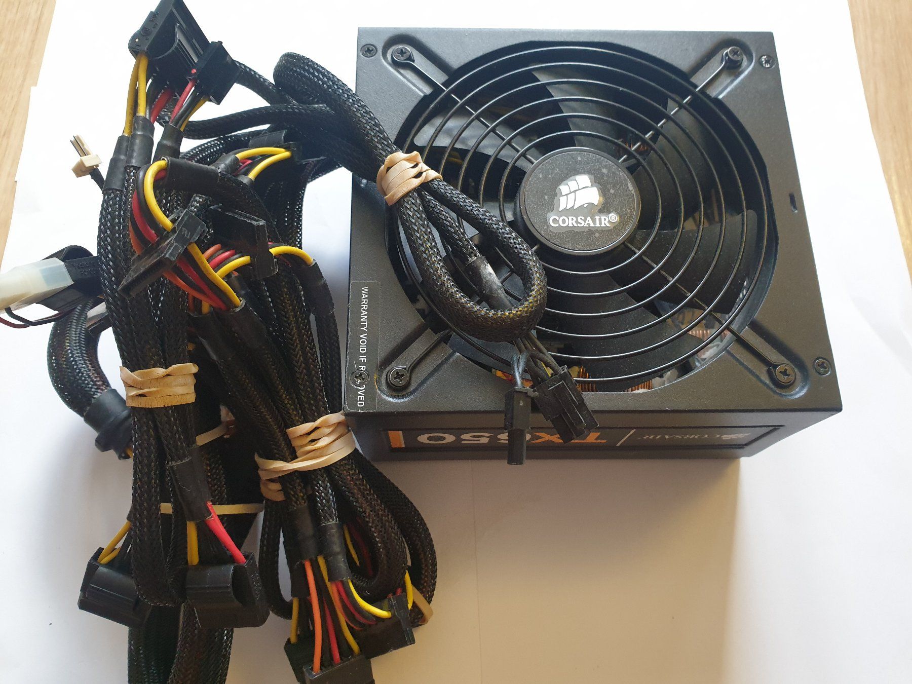 Corsair Elektronikbauteil: Alimentation PC Corsair TX650 / pas testée – Defekt aus Moudon von Amaroli7 2