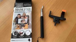 Selfie Stick mit Auslöser 25-120 cm schwarz gebraucht in OVP