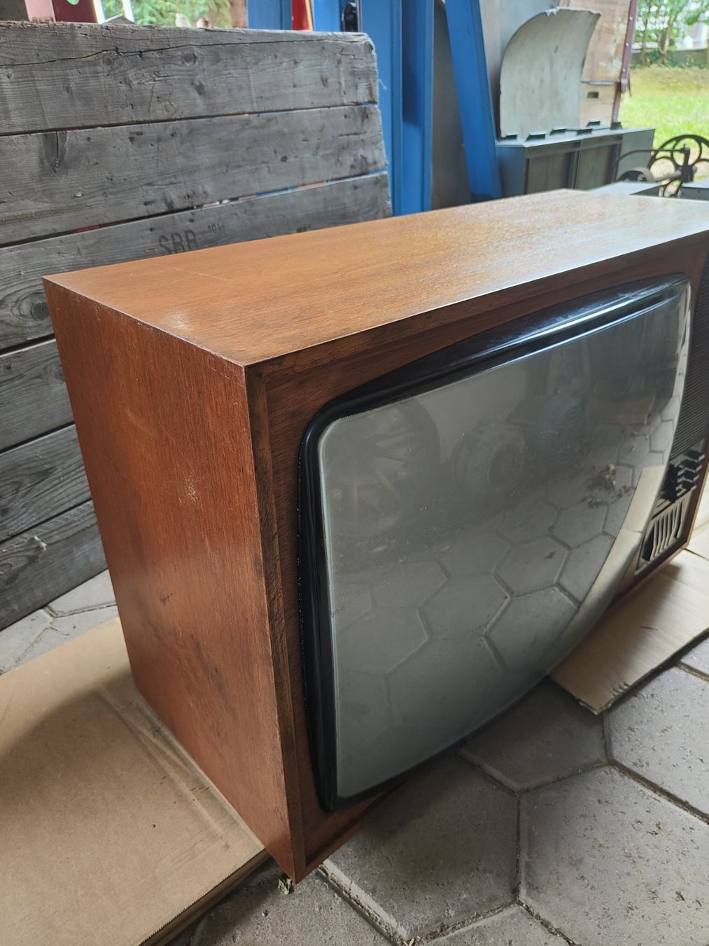 Saba Appareils TV: Farbfernsehen SABA – D'occasion à Belp par mechtron 1
