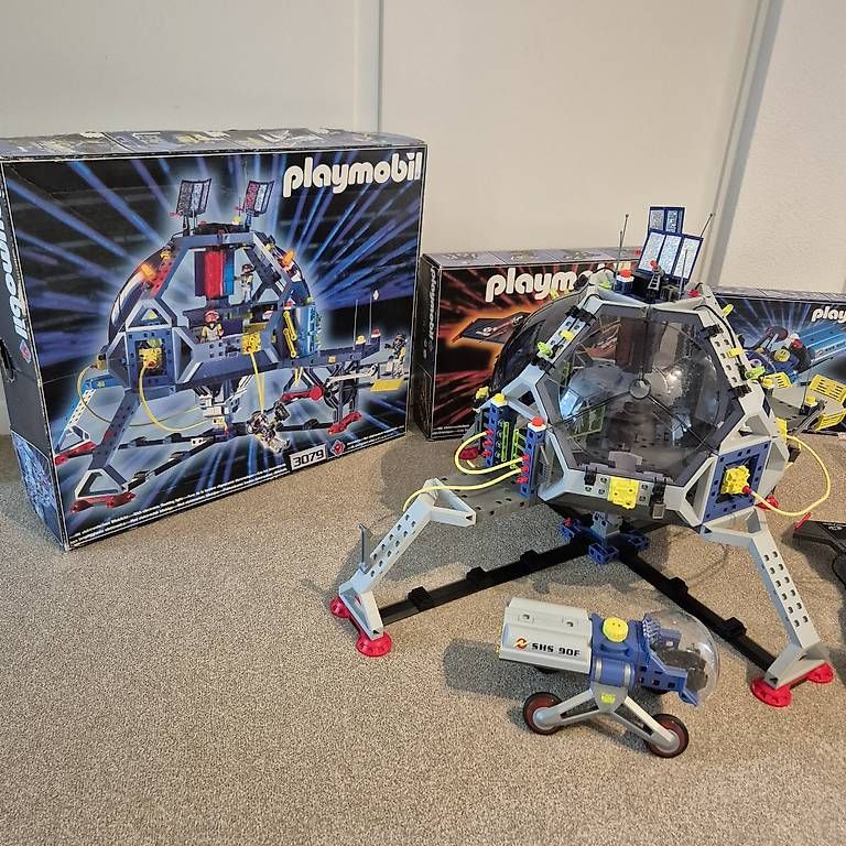 Playmobil Giocattoli: PLAYMOBILE SET Rarität der 80zigerr Jahre – Usato da Binningen venduto da Flightmarshal