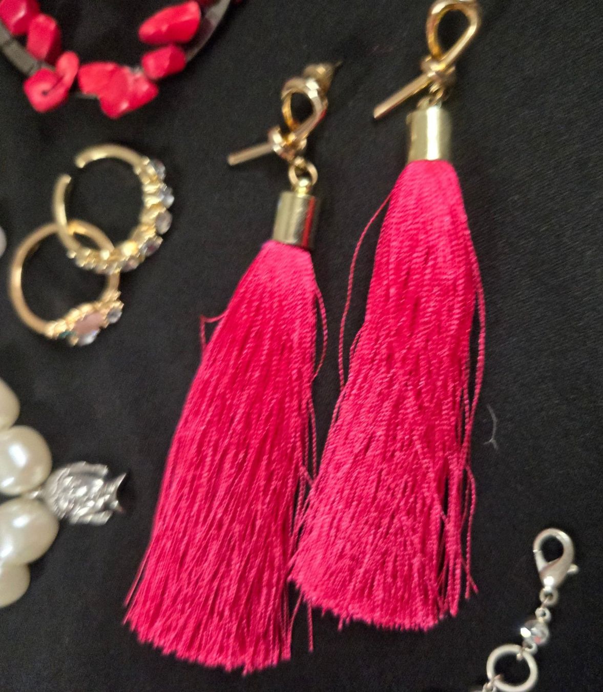 Altri gioielli: Modeschmuck Konvolut, Ohrringe, Armbänder, etc. Neu – Nuovo (secondo la descrizione) da Rheinsulz venduto da Gilea 2