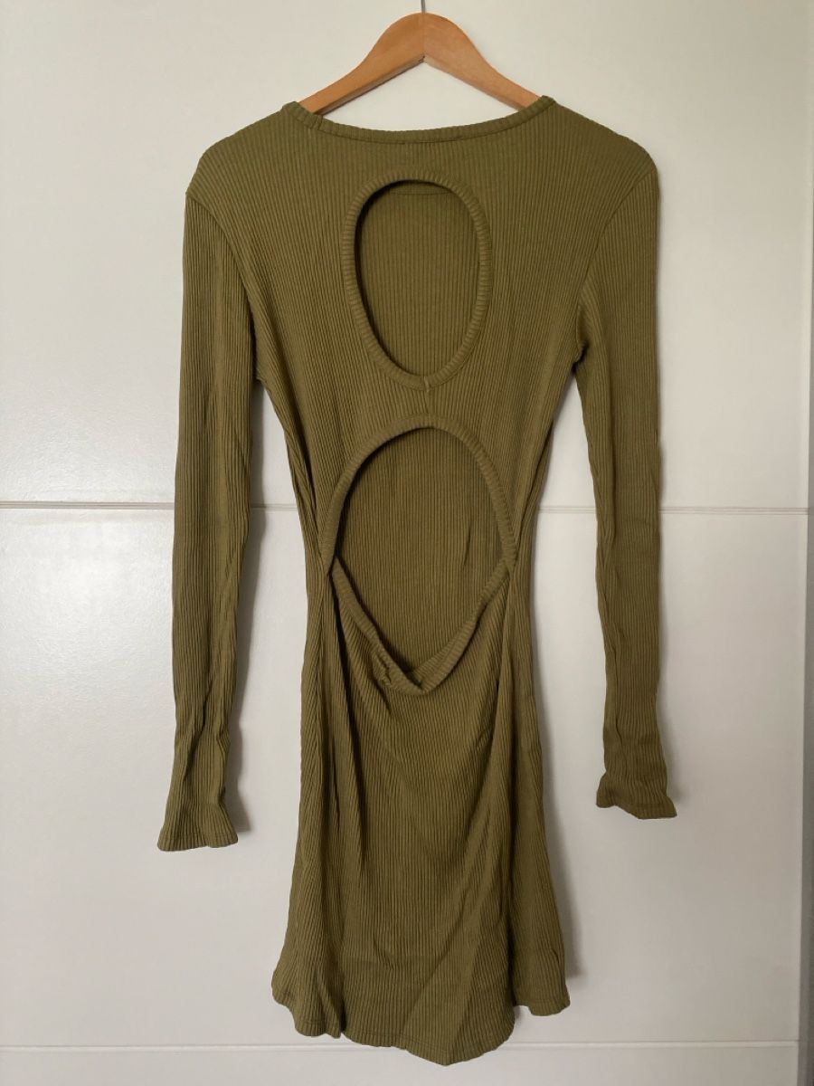 Na-kd Vestiti: NA-KD Kleid, Gr. L, Olivgrün – Usato da Alpnach Dorf venduto da melbb 1